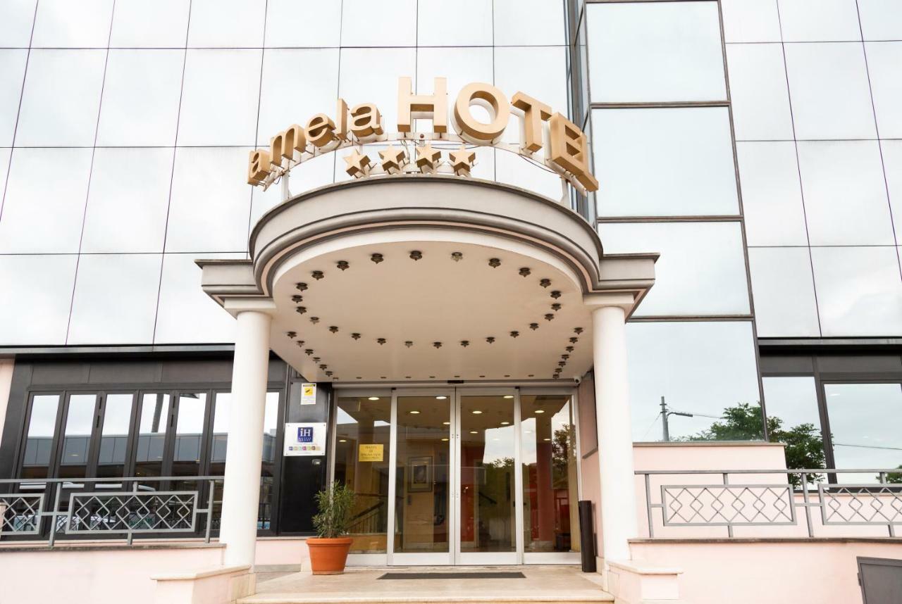 Ih La Mela Hotel 4*